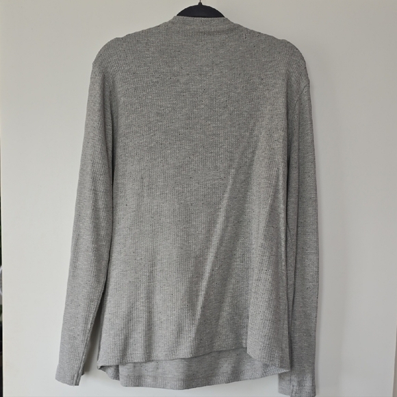 Gray Long Sleeve henley crewneck with waffle Texture - Picture 4 of 5